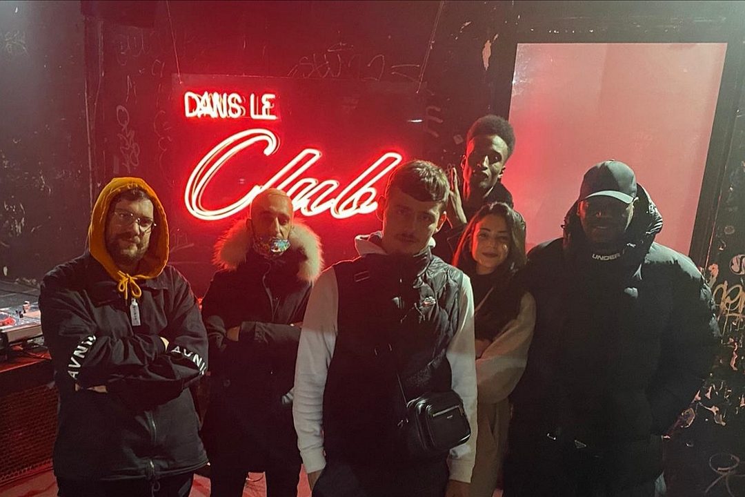 Inès with the artists she worked with, on a club night